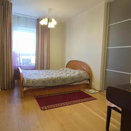 Bright 3-room In Mustamaee 塔林